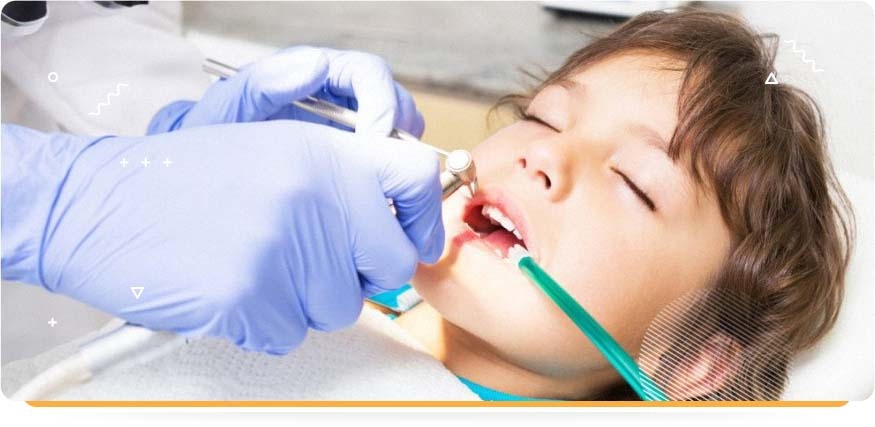 Лечение детских зубов во сне для иногородних в Киеве