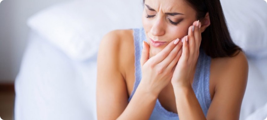 Як зняти зубний біль горілкою?